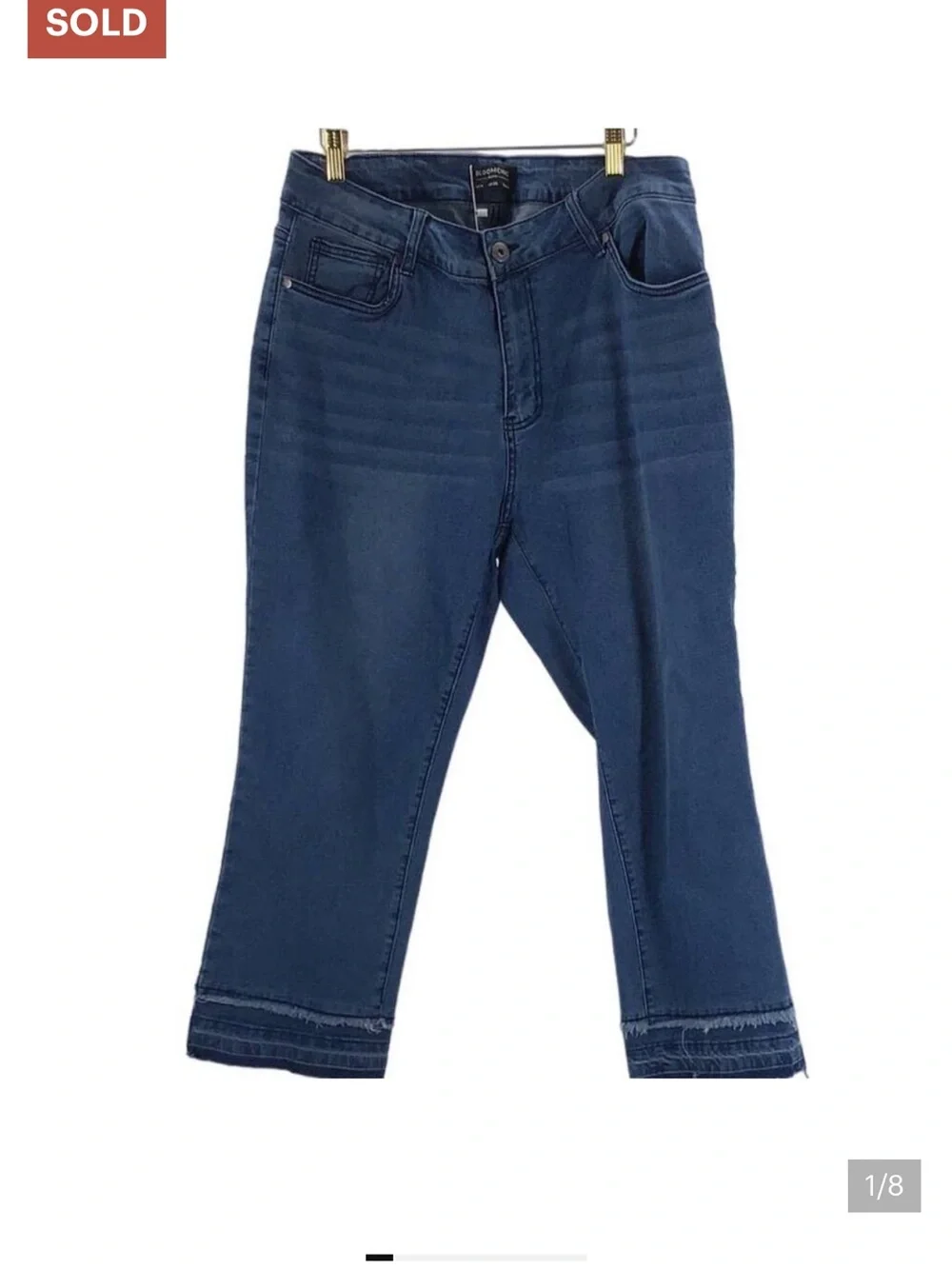 BloomChic Crop Denim Jeans in Medium Blue size 16